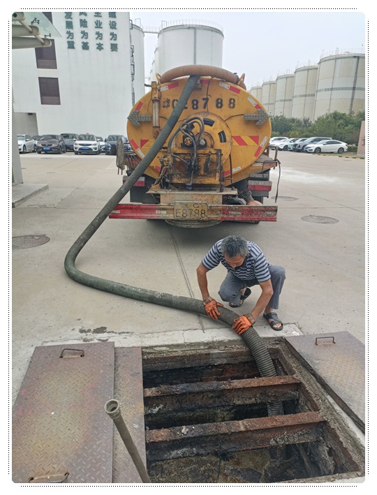 纳溪隔油池清掏