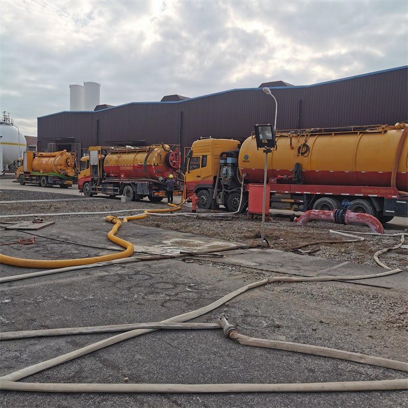 纳溪污水池清理